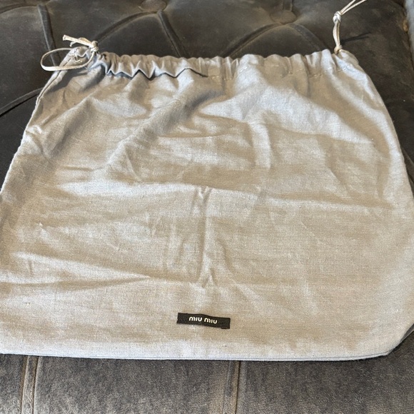 Miu Miu Sequin Wristlet clutch - Picture 7 of 8